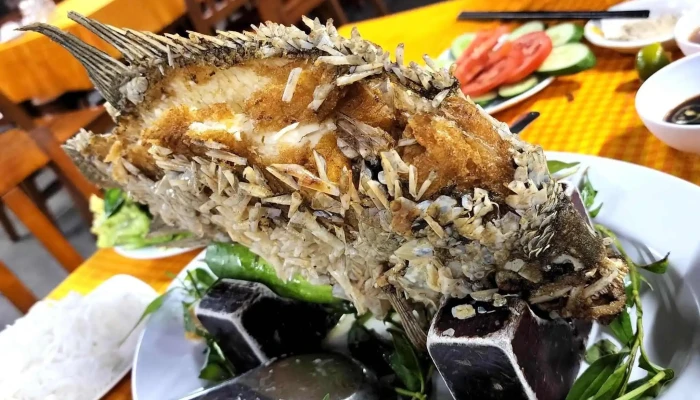 Vuon Am Thuc Phuong Nam My Tho Ca Chien - Tiền Giang