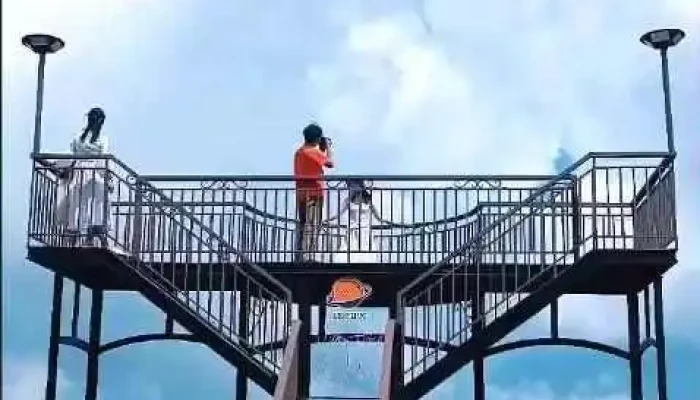 Vuon Hong Le Phuc Ngoai That - Lâm Đồng