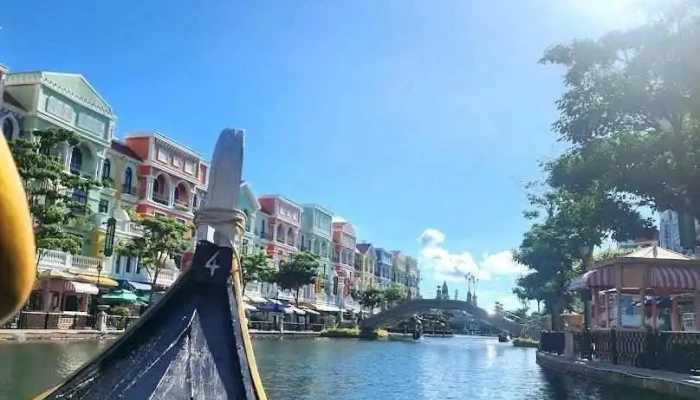 Đi thuyền Venice (Water Taxi) - Grand World Phú Quốc - Kiên Giang