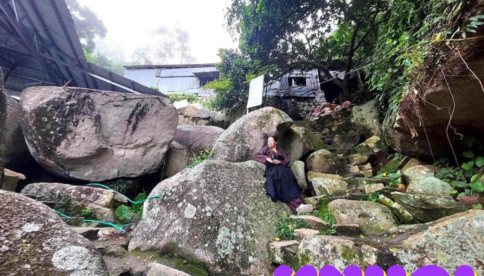 Điện Cửu Phẩm - An Giang