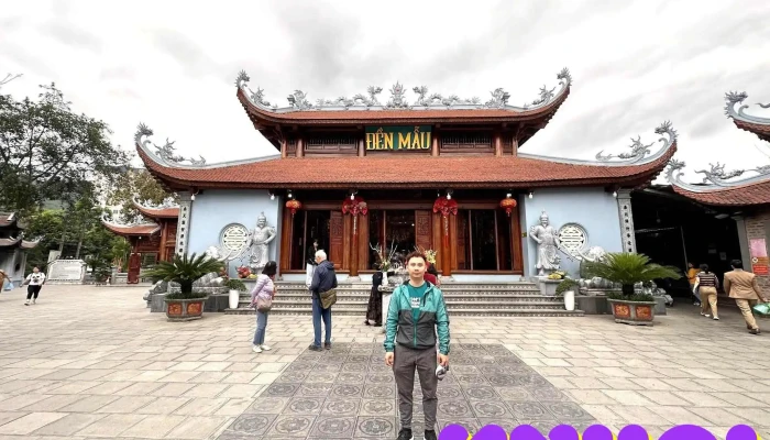 Đền Mẫu - Lào Cai