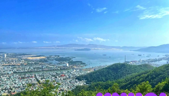 Đỉnh núi Bà Hỏa - Quang Trung